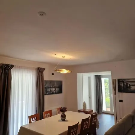 Pearl Adriatic Coast Apartament *