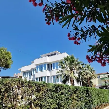 Pearl Adriatic Coast Appartement *